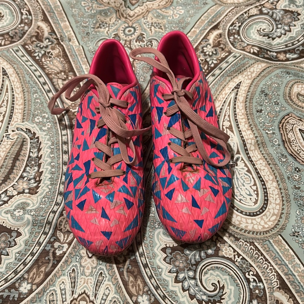 Girls soccer cleats